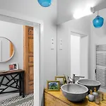 Urban Jungle For Real Treasure Seekers Apartment