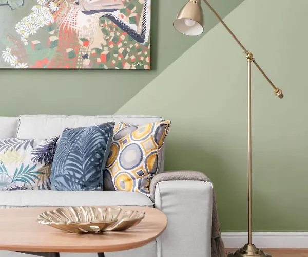Urban Jungle For Real Treasure Seekers Apartment *